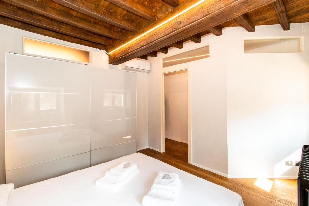 Stylish Quardilatero Romano Central Flat 都灵 外观 照片
